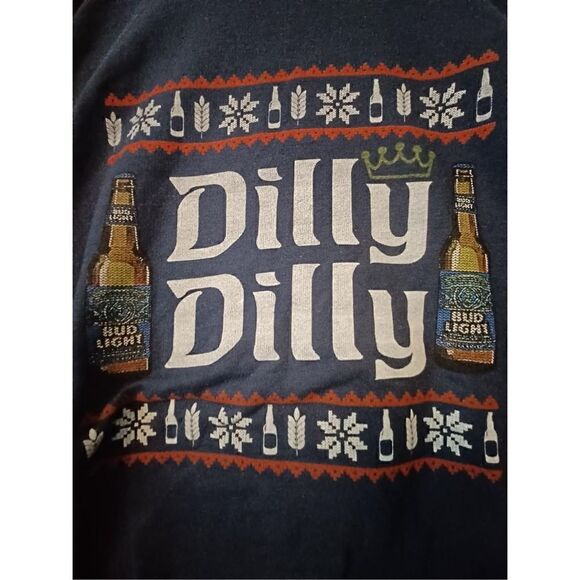 Dilly Dilly Bud Light Christmas Crewneck Men's size Medium - Picture 2 of 2
